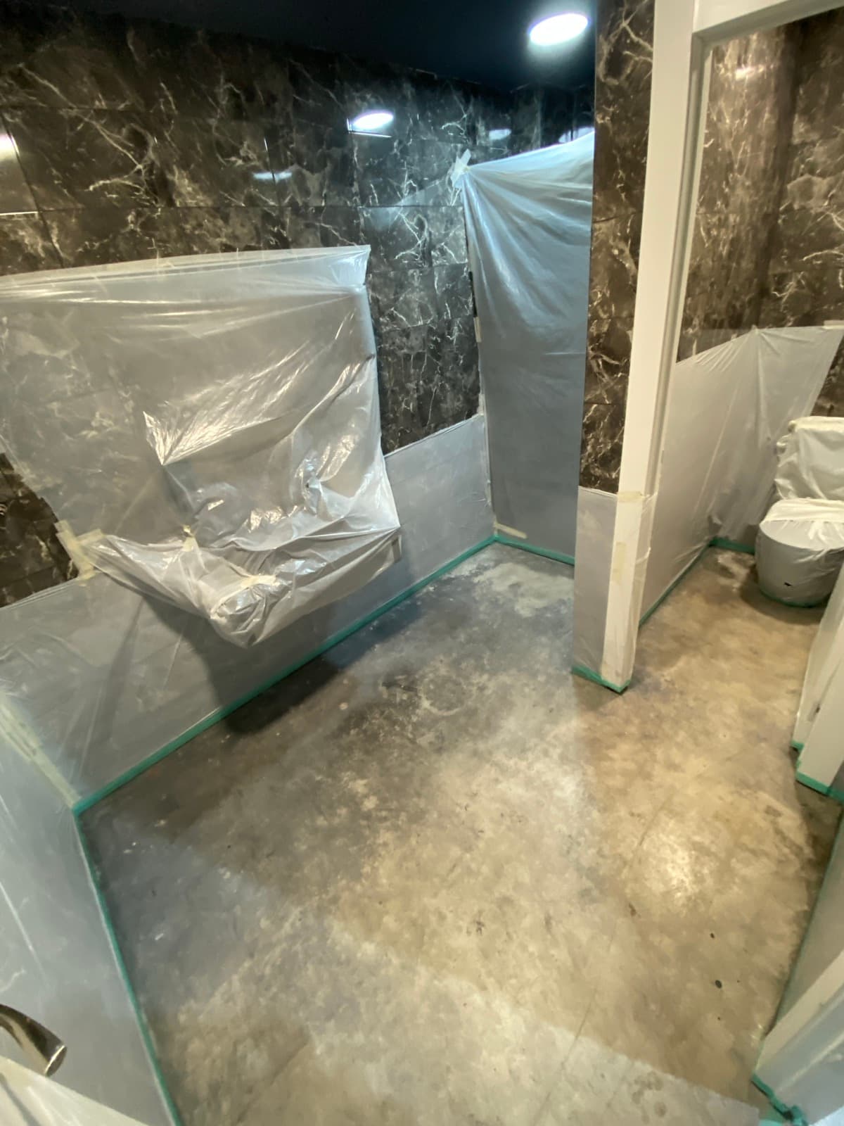 Baño · Mármol negro